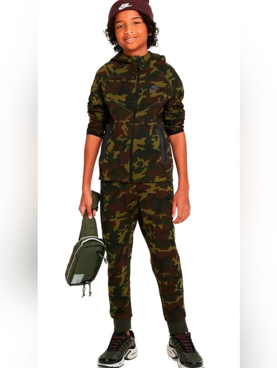 Nike Other - Nike Tech Fleece Camo Hoodie & Joggers Set Hoodie XS Joggers Small